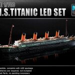 Academy MODELO PARA ARMAR A ESCALA 1/700 R.M.S. TITANIC CON ILUMINACION LED