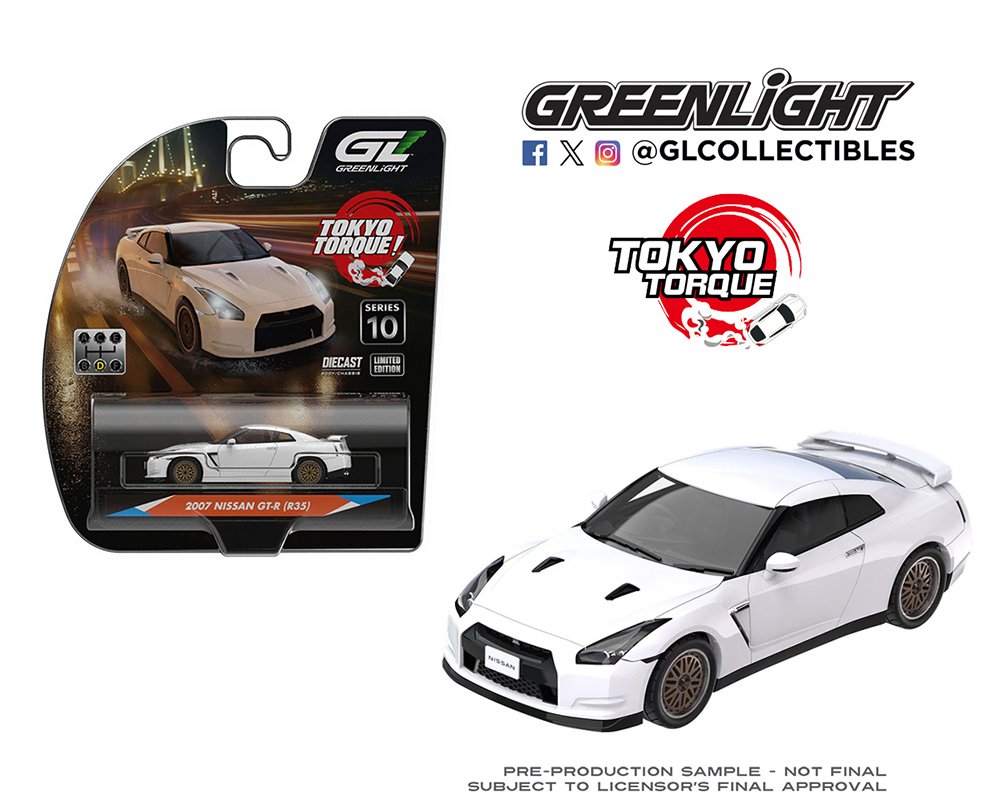 Greenlight 1:64 Tokyo Torque Series 10 – 2007 Nissan GTR with Custom Wheels – Pearl White – Solid Pack