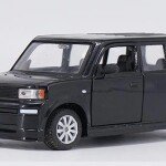 MODELO A ESCALA 1:24 Maisto Black Diecast Toyota Scion XB Model