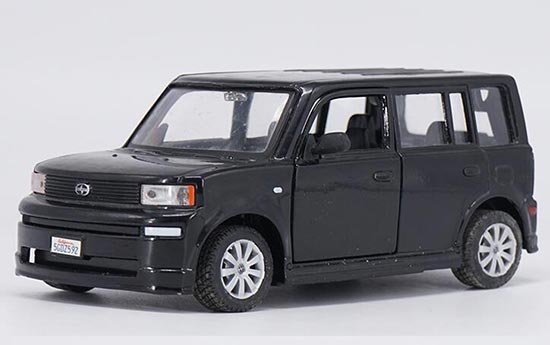 MODELO A ESCALA 1:24 Maisto Black Diecast Toyota Scion XB Model