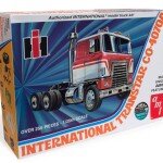 MODELO PARA ARMAR A ESCALA DE AMT INTERNATIONAL TRANSTAR CO-4070A SEMI TRACTOR (CABEZAL)