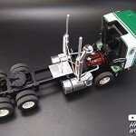 MODELO PARA ARMAR A ESCALA DE AMT INTERNATIONAL TRANSTAR CO-4070A SEMI TRACTOR (CABEZAL)