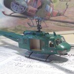 MODELO ESCALA 1/72 UH-1H Iroquois (U.S. Army/J.G.S.D.F. Utility Helicopter) - precios especiales